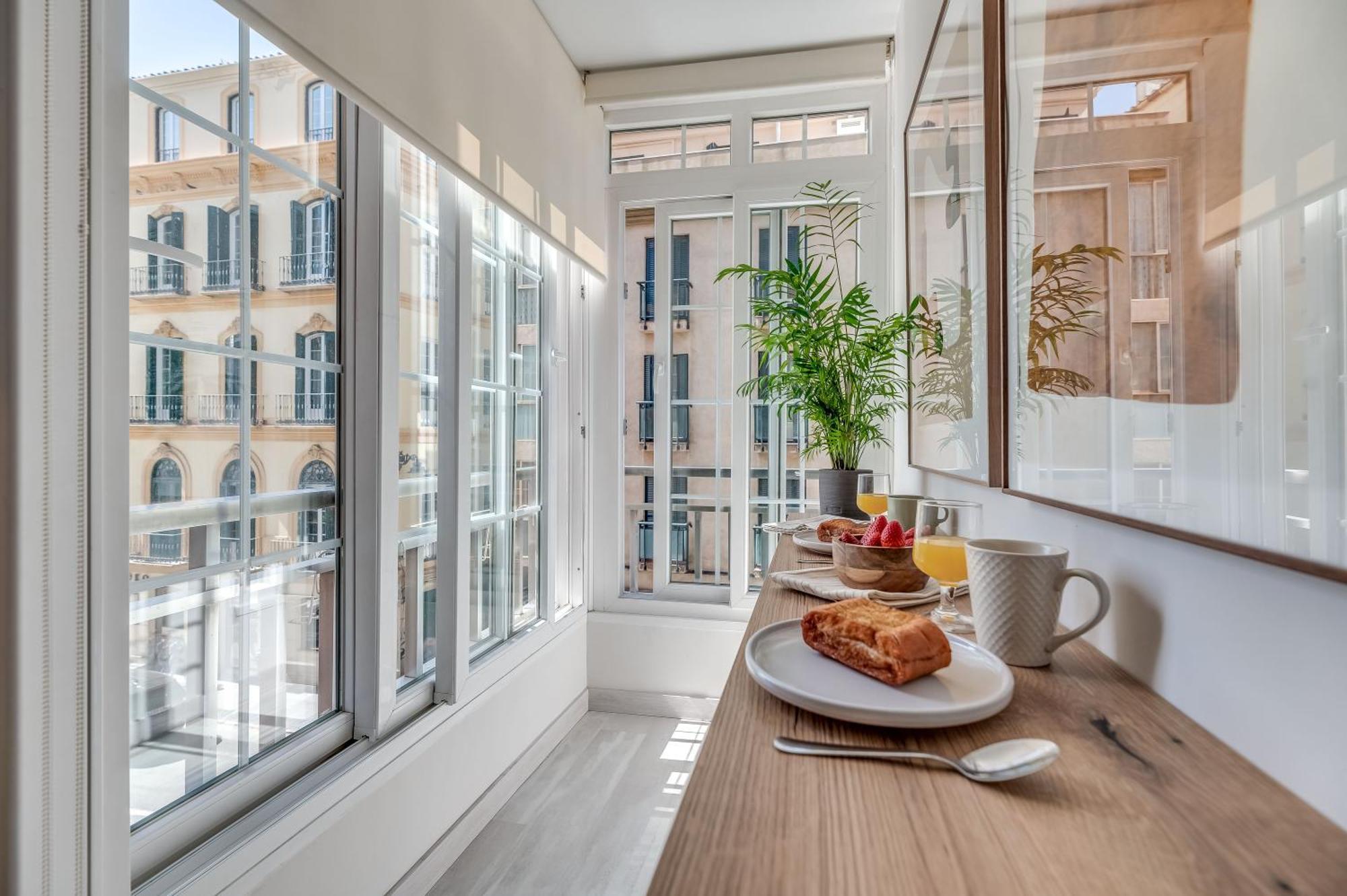 Victoria 16 Premium By Nagoa Homes Málaga Dış mekan fotoğraf