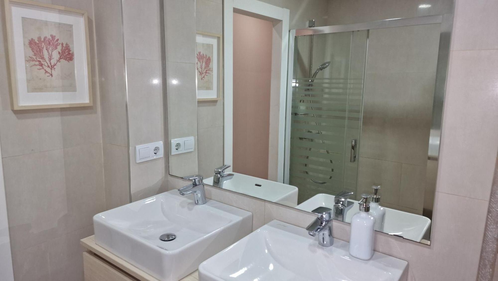 Victoria 16 Premium By Nagoa Homes Málaga Oda fotoğraf